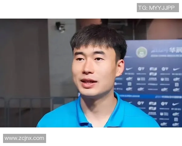 邓涵文关键时刻解围助力上海申花稳住局势展现球队团结精神 邓涵文关键时刻解围助力上海申花稳住局势展现球队团结精神